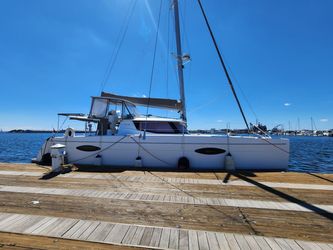 44' Fountaine Pajot 2014