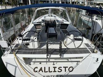 41' Beneteau 2012