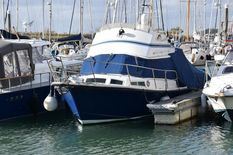AquaBell 33 Flybridge
