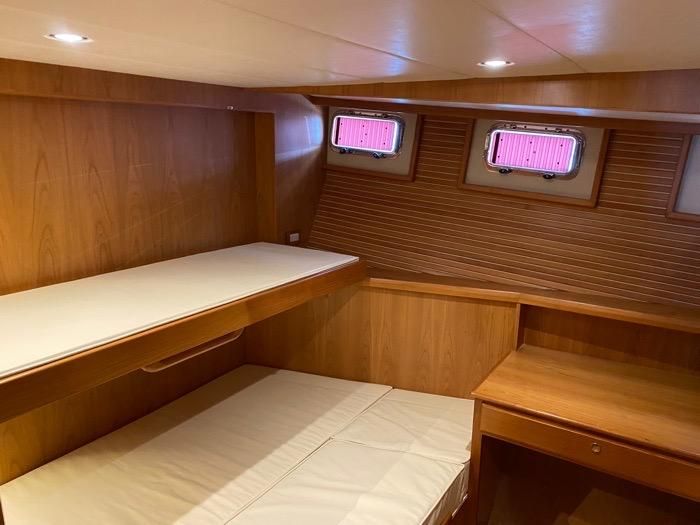  Yacht Photos Pics Guest Stateroom Bunks