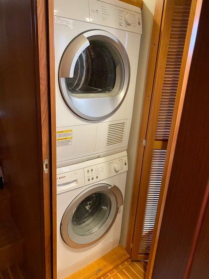  Yacht Photos Pics Washer Dryer