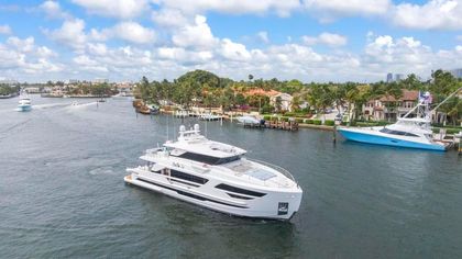 90' Horizon 2019 Yacht For Sale