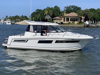 28' Jeanneau 2016