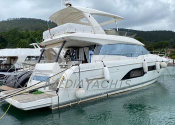 62' Prestige 2021