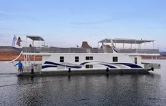 Trifecta Houseboat Multi-Ownership