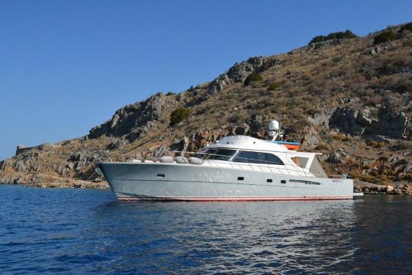toy yachts for sale