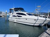 Cruisers Yachts 405 Express Motoryacht