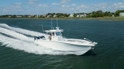 36' Yellowfin 2019