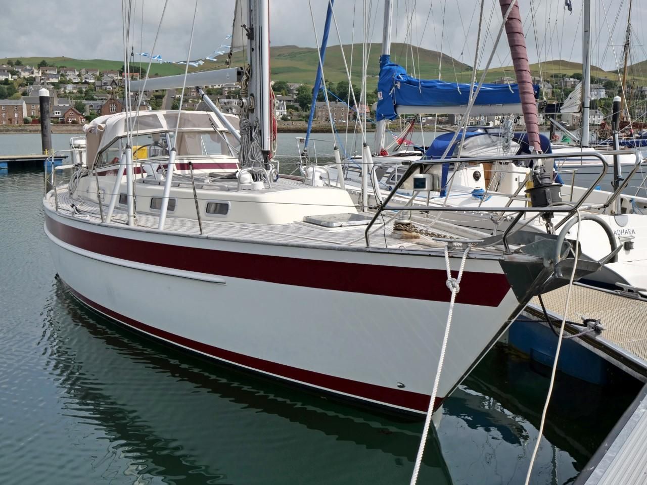 najad 370 sailboat