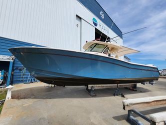 37' Grady-white 2020