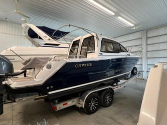 31' Cutwater 2022