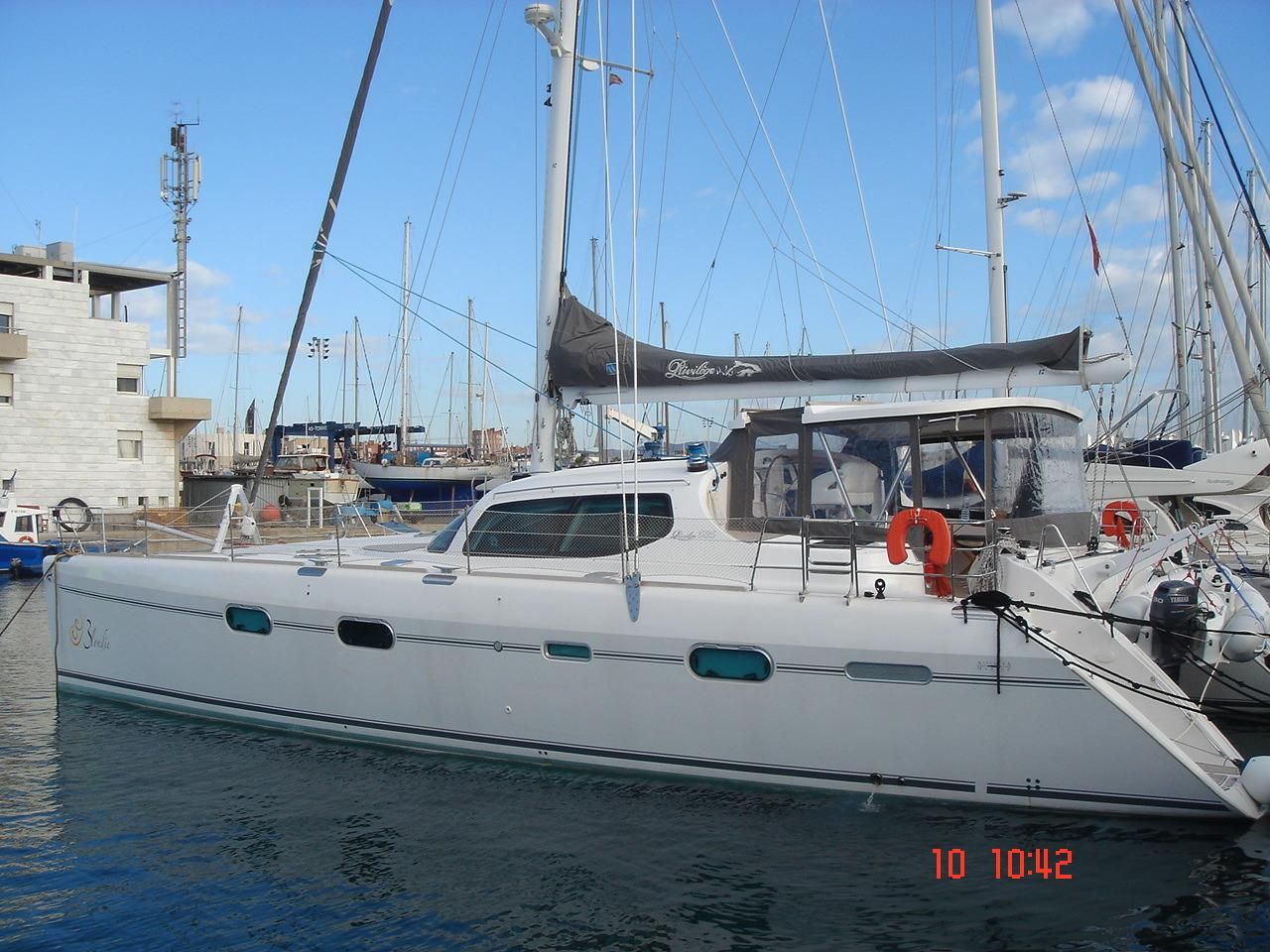 privilege catamaran 585 for sale