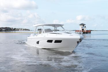 41' Intrepid 2024