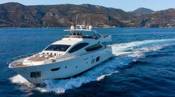 95' Astondoa 2009