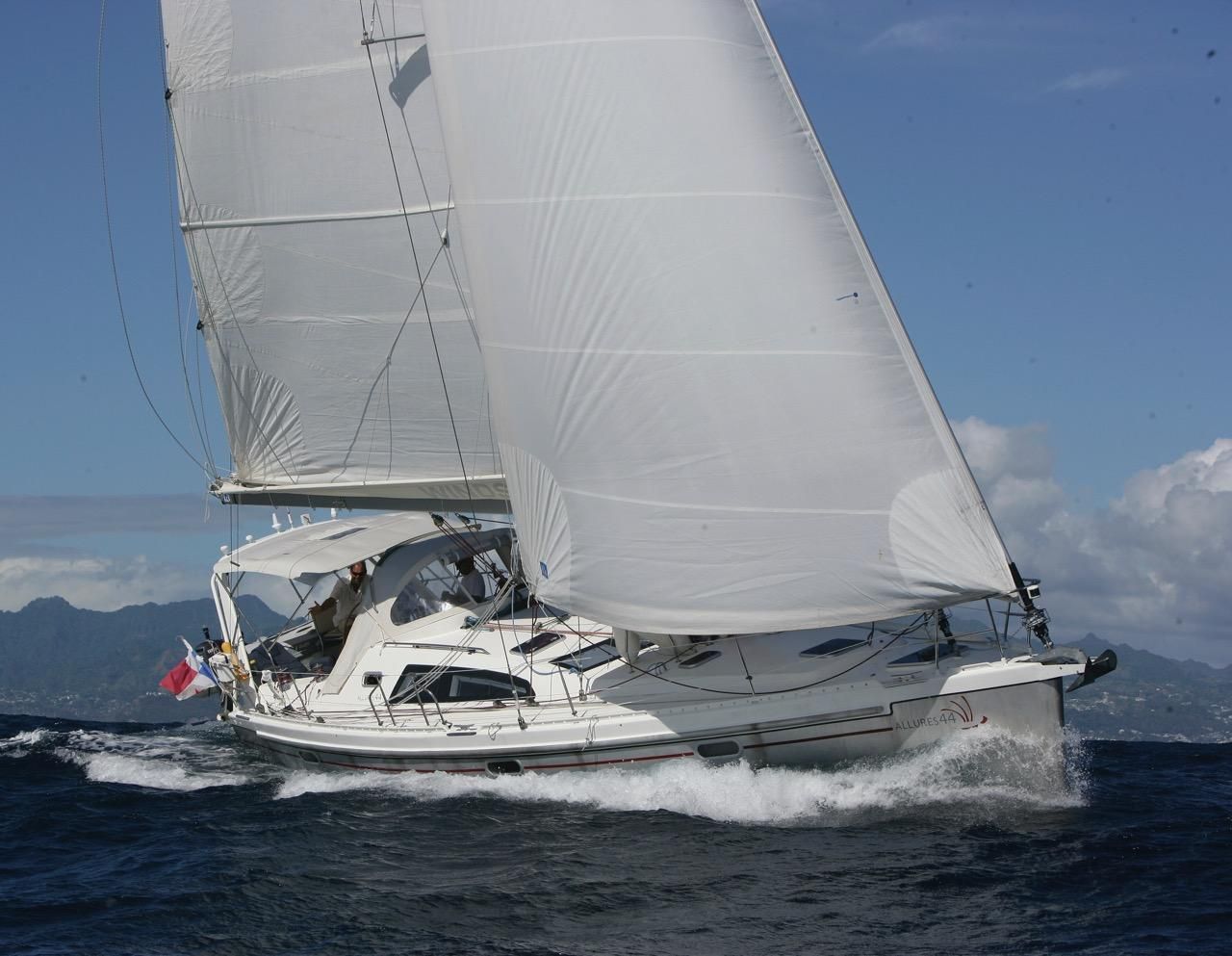allures sailboat for sale