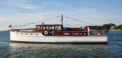 Custom Dawn Boat Corp / Commuter