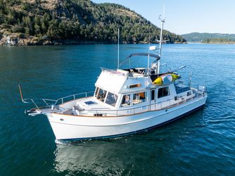 42' Grand Banks 1995