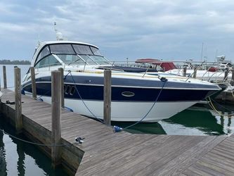 38' Cruisers Yachts 2012