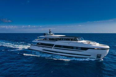130' Extra 2026 Yacht For Sale