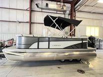 Crest Classic LX 200 L with TRAILER