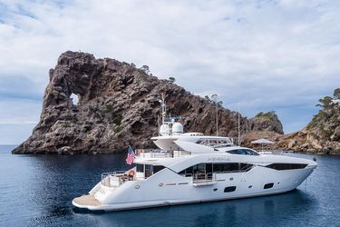 115' Sunseeker 2015