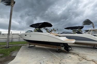 27' Sea Ray 2024