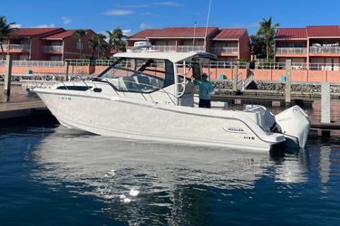 32' Boston Whaler 2023