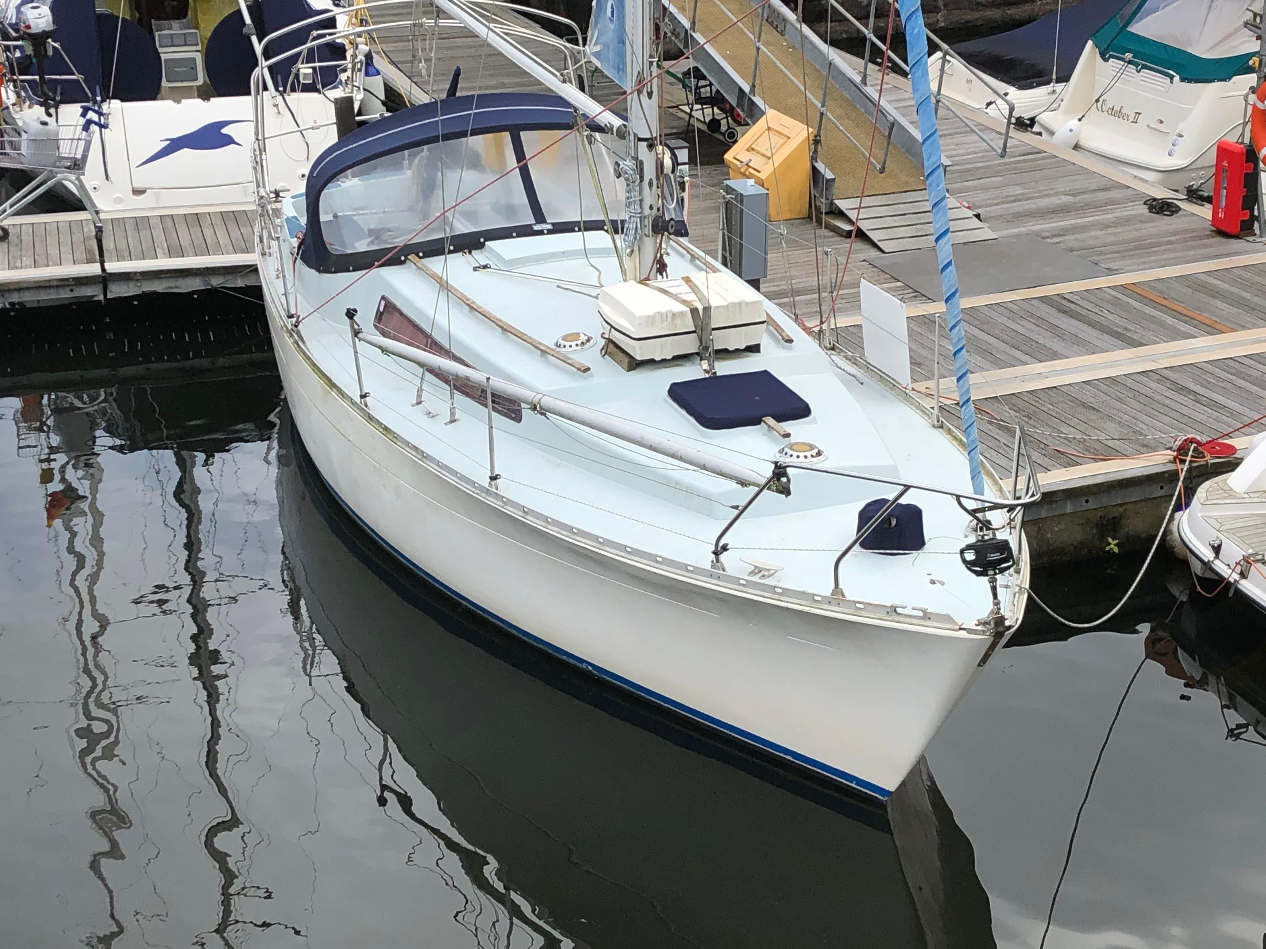 1979 Moody 30 Sail New and Used Boats for Sale www.yachtworld.co.uk