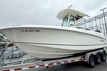 28' Boston Whaler 2015