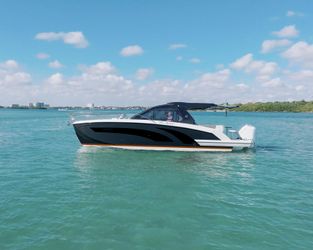 38' Hanover 2025