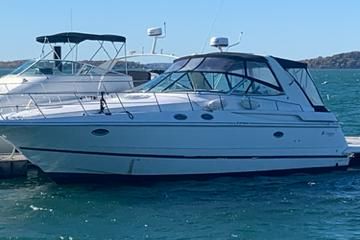 38' Cruisers 2000 Yacht For Sale