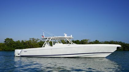 47' Intrepid 2016