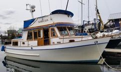 Grand Mariner tri cabin trawler