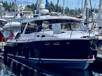 32' Cutwater 2020