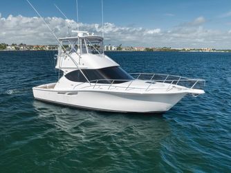 39' Tiara Yachts 2015