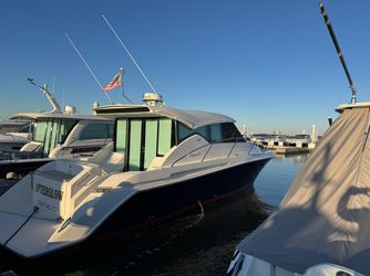 39' Tiara Yachts 2016