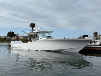 38' Mag Bay 2026