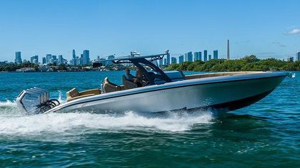 37' Midnight Express 2024 Yacht For Sale