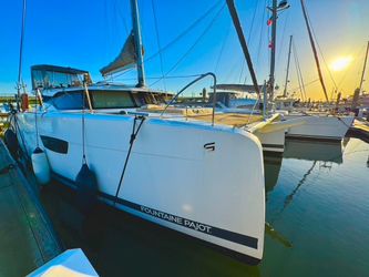 47' Fountaine Pajot 2019