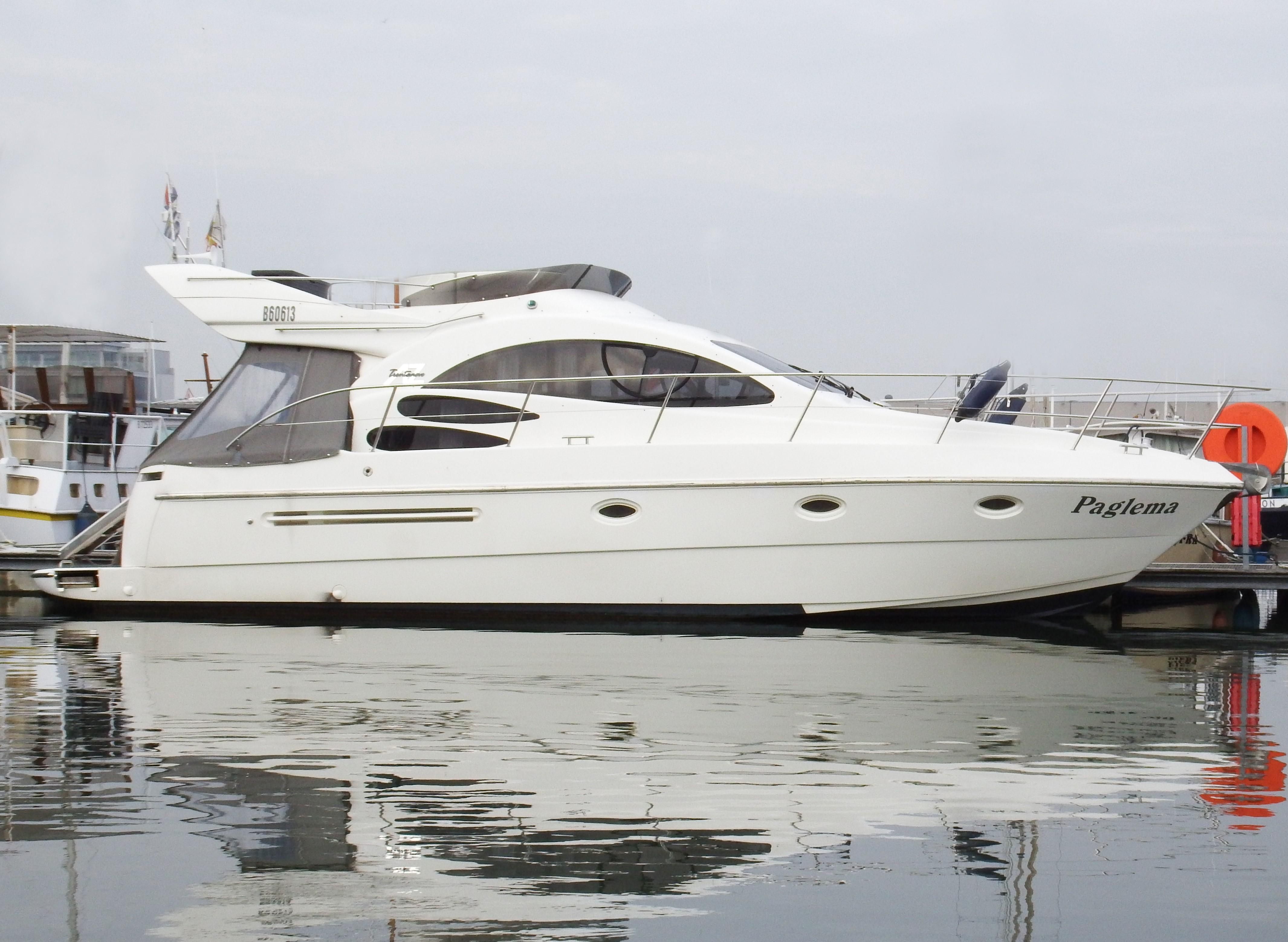 azimut yachts for sale uk