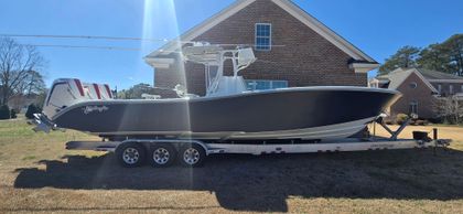 37' Yellowfin 2017