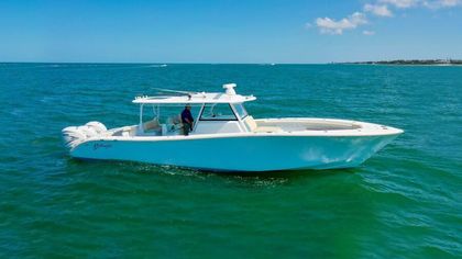 42' Yellowfin 2022