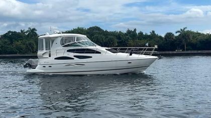 45' Cruisers Yachts 2004