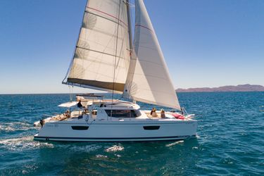 50' Fountaine Pajot 2017