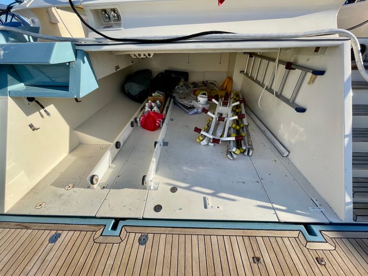 Ce Lu Yacht Photos Pics Tender garage