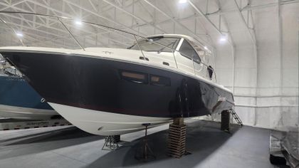 37' Pursuit 2024
