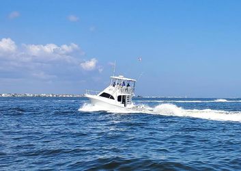 34' Luhrs 2002