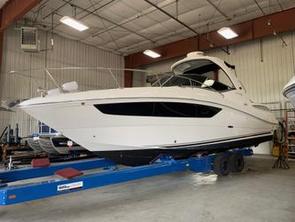 33' Sea Ray 2014