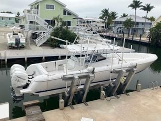 40' Intrepid 2016