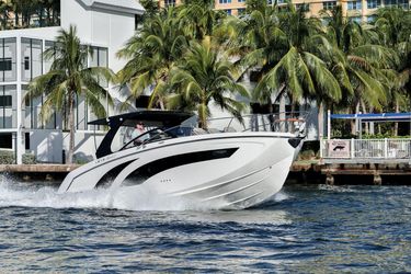 37' Hanover 2025